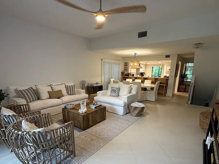 94220 Overseas Hwy #6D — Photo 1
