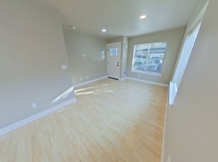 1560 Hilyard St #4, Eugene, OR 97405