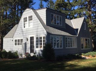 87 Sanderson Rd, Cumberland Foreside, ME 04110
