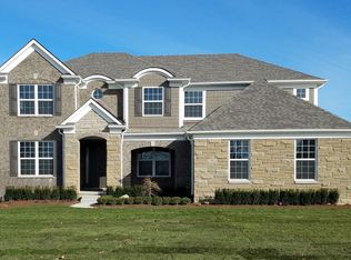 22820 Country Club Dr, South Lyon, MI 48178