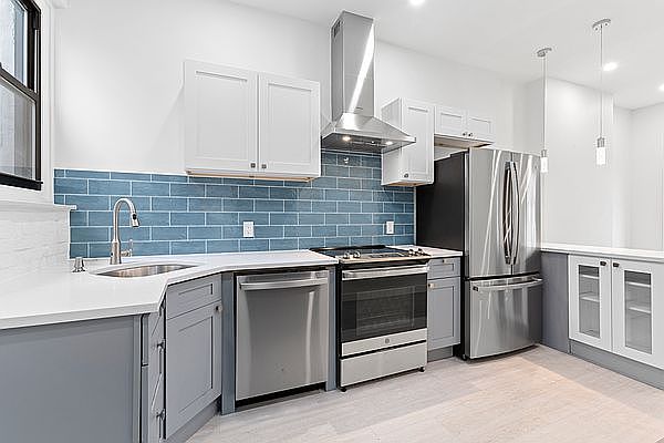 1st image of 364 Menahan St APT 3