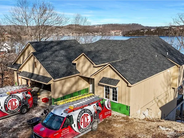 168 Pearl Ln, Climax Springs, MO 65324