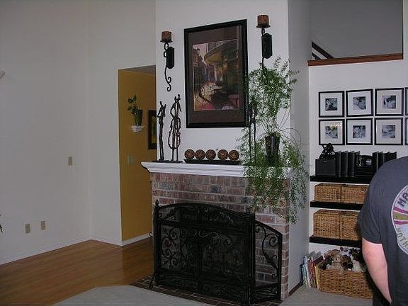 Gas fireplace