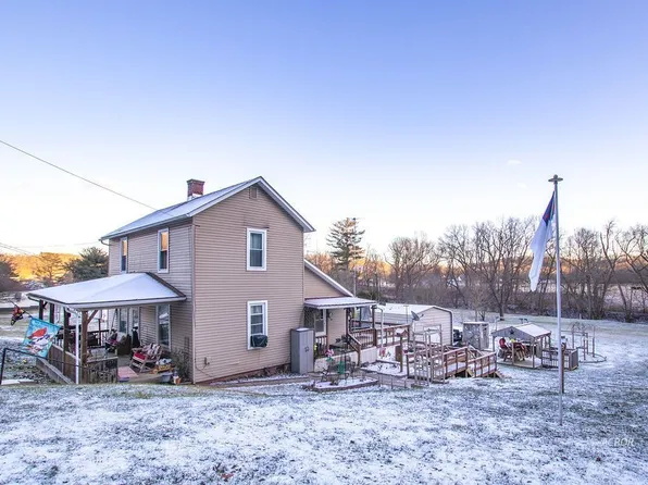 44 W Main St, Jacksonville, OH 45740