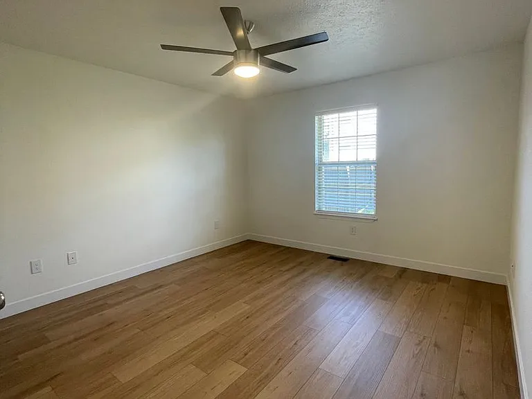1009 N 24th St #1011 — Photo 14
