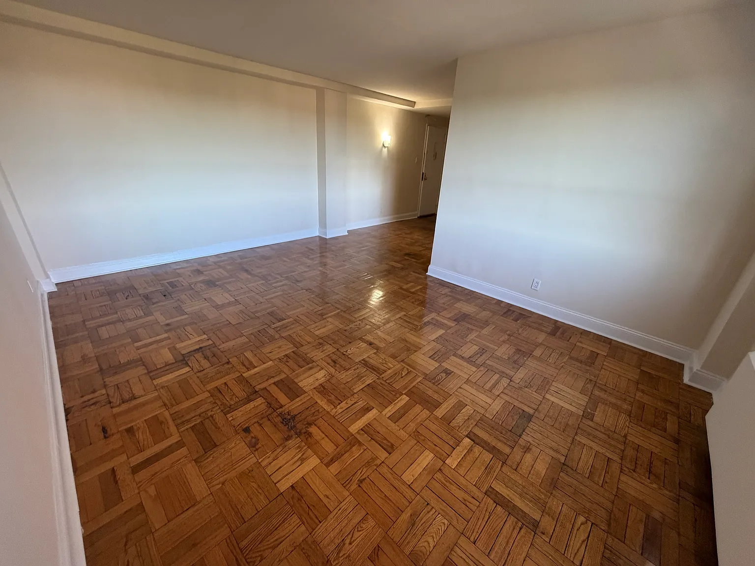 64th Ave, Fresh Meadows — Photo 4