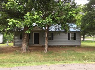 109 Mills Ave, Poteau, OK 74953