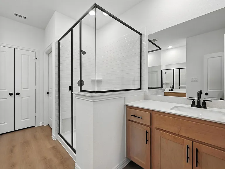 630 Redwood Way — Photo 13