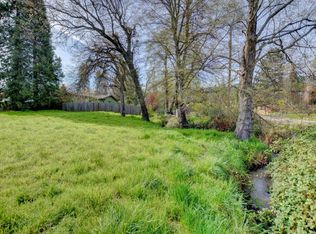 550 Clay St, Ashland, OR 97520