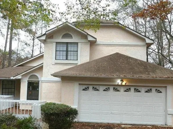 564 Lake Dr, Snellville, GA 30039