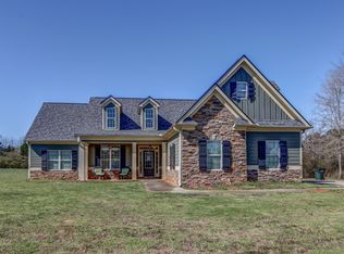 1204 Lew Dr, Monroe, GA 30655