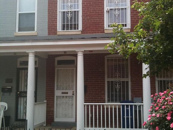 Front facade 2