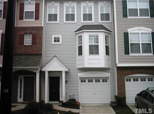 142 Madison Square Ln, Cary, NC 27513