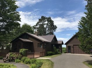 149 Lakewood Ln, Marquette, MI 49855