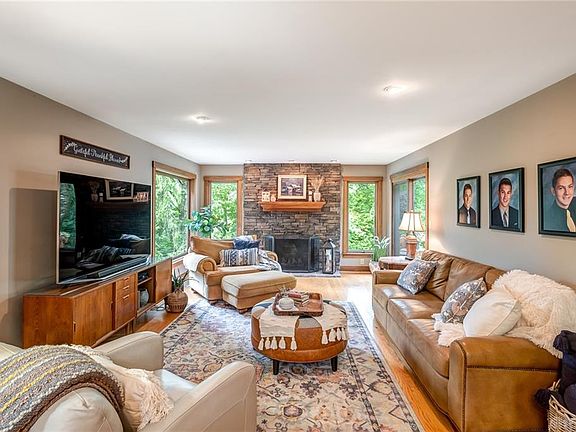 5th image of 6243 Wooden Shoe Ln