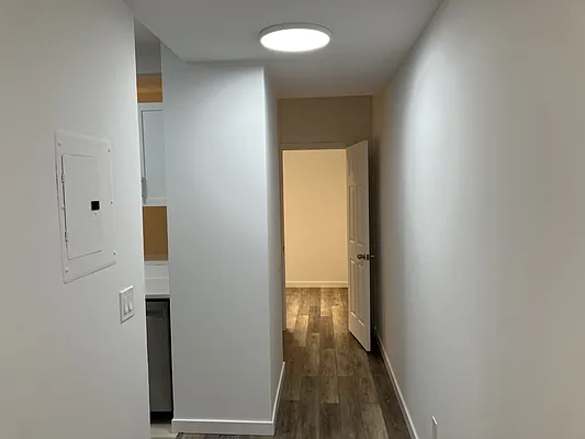 Rented by Maidman Realty Group LL | media 10