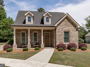 266 Pointe Pl, Athens, GA 30605