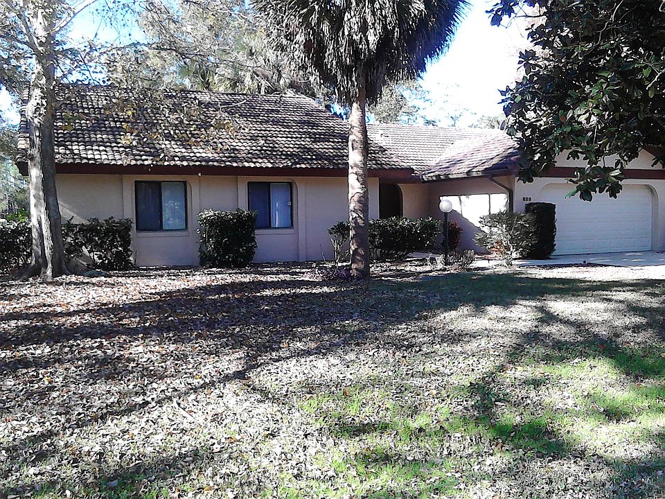 1st image of 320 Wellington Dr
