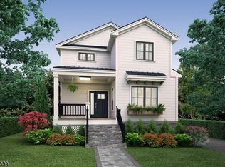 89 Center Ave, Chatham, NJ 07928