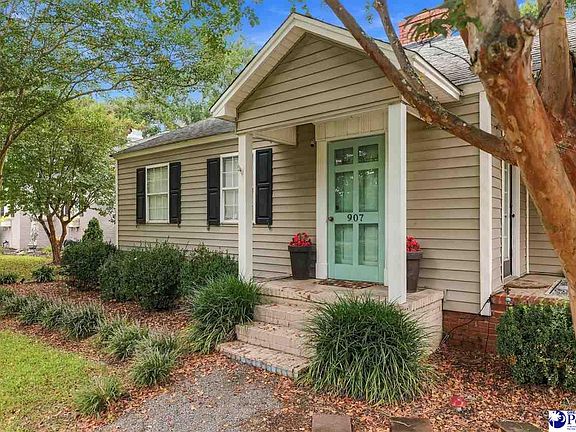 4th image of 907 Kalmia St