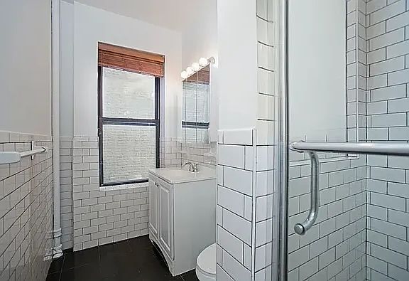 2nd image of 97 2nd Ave APT 5