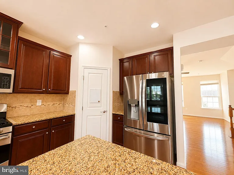 22605 Winding Woods Way — Photo 15