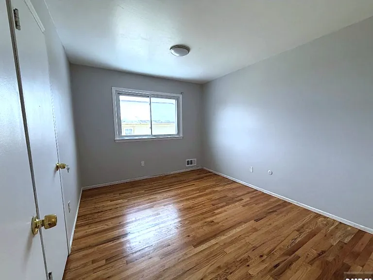 17 Daka Ct #2 — Photo 4