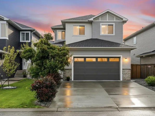 27 Hickory Rd, Fort Saskatchewan, AB T8L 0R8
