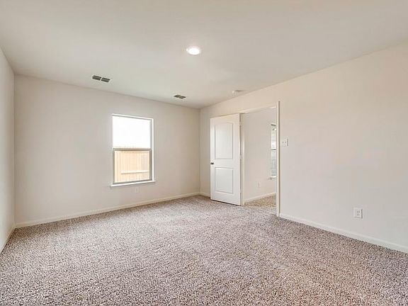 5th image of 13629 Musselshell Dr