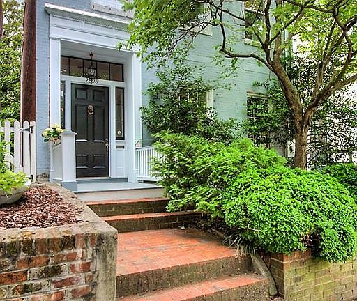 2nd image of 2803 E Clay St