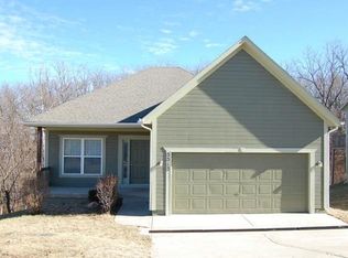 3313 N 103rd Ct, Kansas City, KS 66109