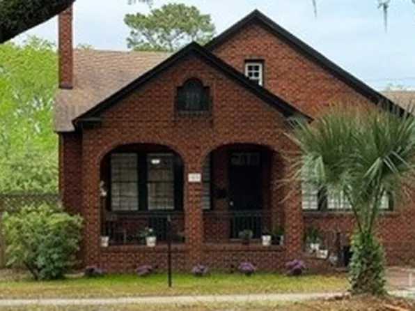 1214 E Victory Drive, Savannah, GA 31404