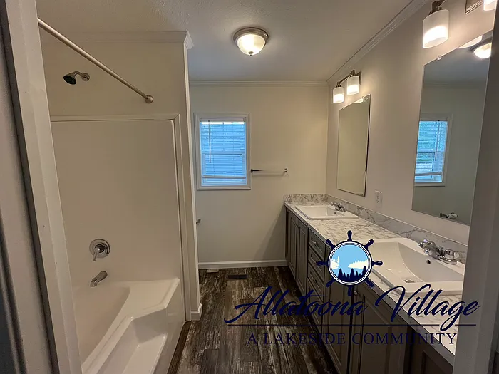 4925 Cedar St — Photo 7