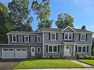 31 Greenpark, Newton, MA 02458