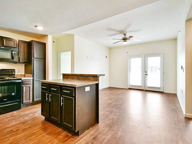 Primrose Village Apartments — Photo 16