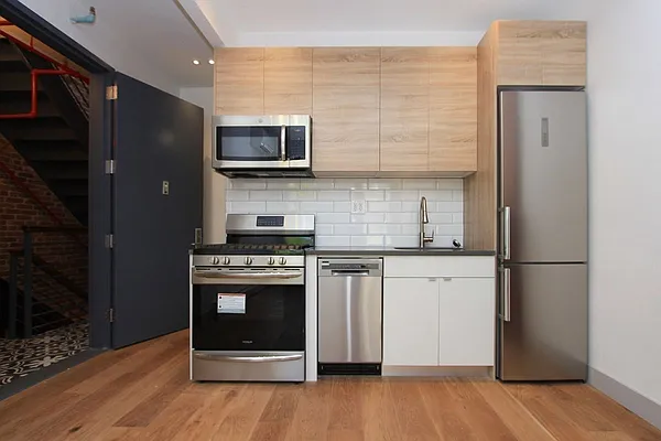 Rented by Brooklyn Rentals NYC | media 6