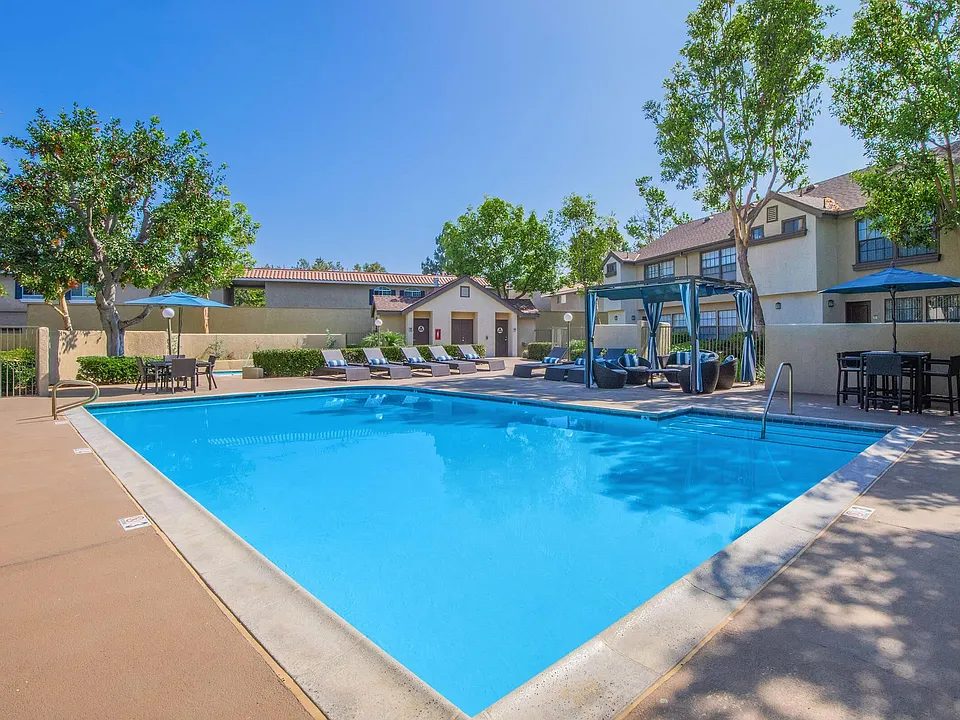 Oak Tree Court Apartment Homes