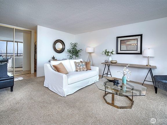 5th image of 6535 Seaview Avenue NW #409B