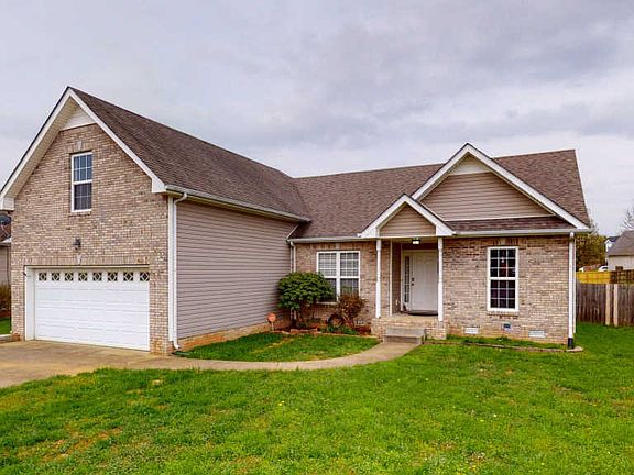 3rd image of 3929 Gaine Dr