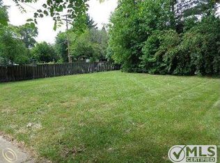 1107 E Forteen Mile Rd, Clawson, MI 48017