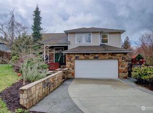 1402 N 14th St, Mount Vernon, WA 98273