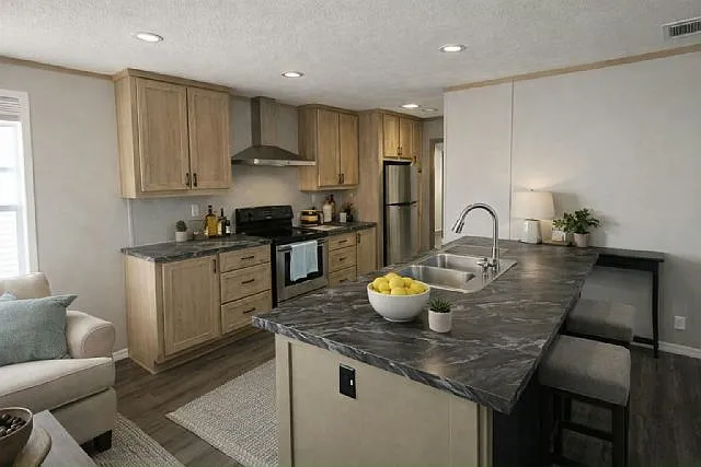 3 bed, 2.0 bath, 1056 sqft, $1,945 — Photo 2