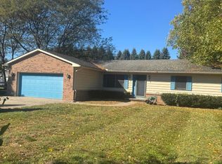 3845 Birdsong Ln, Swanton, OH 43558