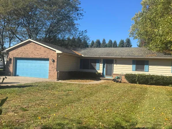 3845 Birdsong Ln, Swanton, OH 43558