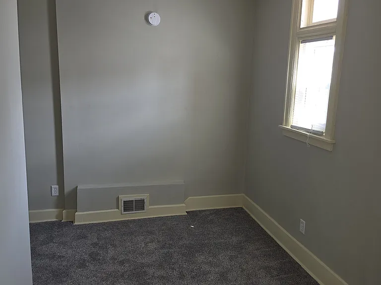 1102 S 30th Ave — Photo 28