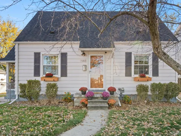1145 West Blvd, Berkley, MI 48072