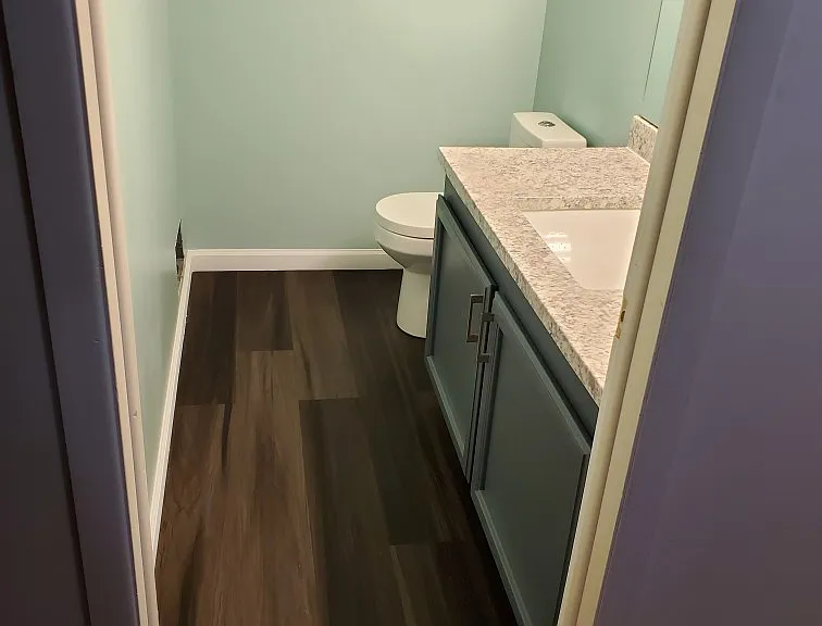 1102 Washington Cir — Photo 11
