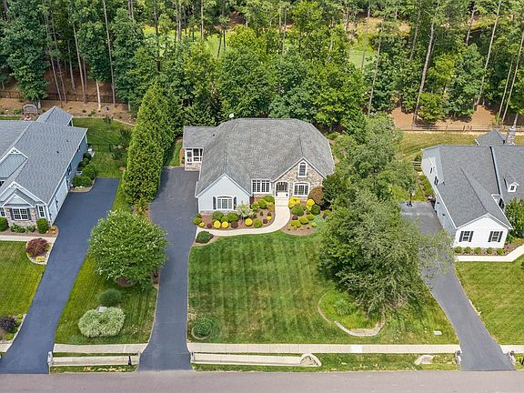 3rd image of 10604 Chatham Ridge Way