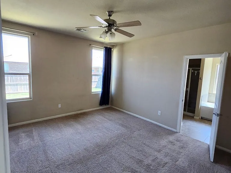 6406 Hall Of Fame Blvd — Photo 30