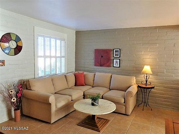 4th image of 380 S Paseo Lobo Unit A